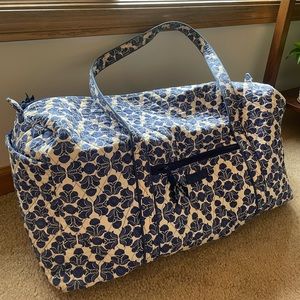 Vera Bradley large duffel travel bag